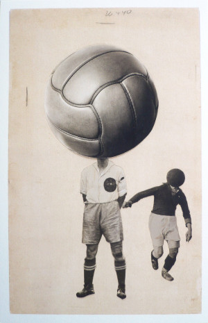 Deutscher Sport (Aus der Mappe:  Die Zeit schreit nach Satire. Photomontagen 1927-1929)